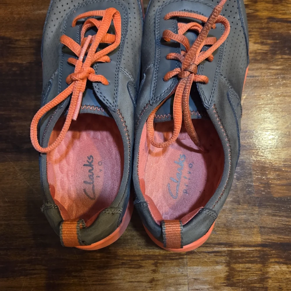 Clarks Women's Hedge Manor Lace-Up Fashion Sneaker sz 7 gropcore